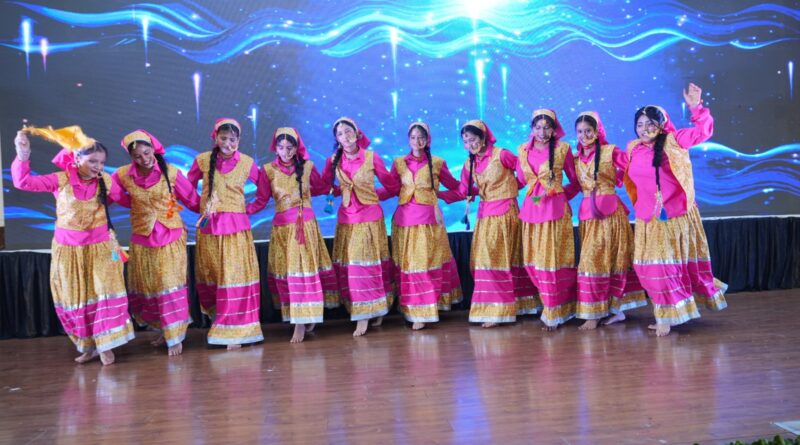 एसजीआरआरयू दीक्षारंभ में गूँजे सफलता के मंत्र नवप्रवेशियों ने बढ़ाए आत्मविश्वास भरे कदम