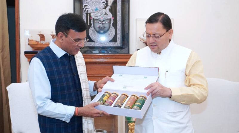 मुख्यमंत्री श्री पुष्कर सिंह धामी ने आज नई दिल्ली में केंद्रीय युवा कार्यक्रम एवं खेल मंत्री डॉ. मनसुख मांडविया से भेंट कर राज्य में खेलों के व्यापक विकास