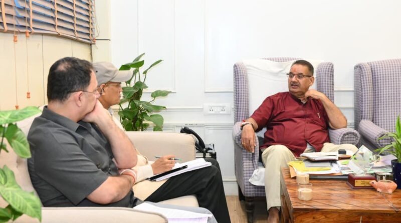 कृषि मंत्री गणेश जोशी ने कृषि एवं उद्यान विभाग की समीक्षा की, किसानों की समस्याओं के समाधान पर दिया जोर
