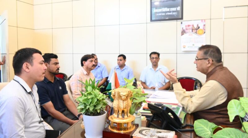 उपनल के विकास कार्यों की समीक्षा, मंत्री जोशी ने दिए समन्वय के निर्देश