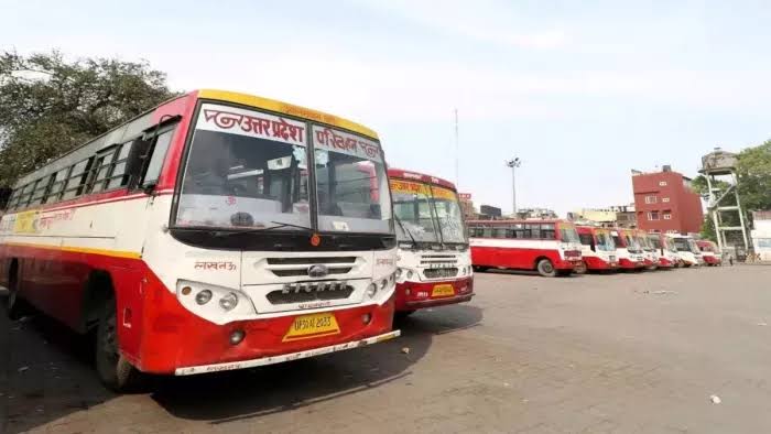 बहनों को योगी सरकार का रक्षाबंधन पर बड़ा गिफ्ट रोडवेज की बसों में 3 दिन मुफ्त रहेगी यात्रा