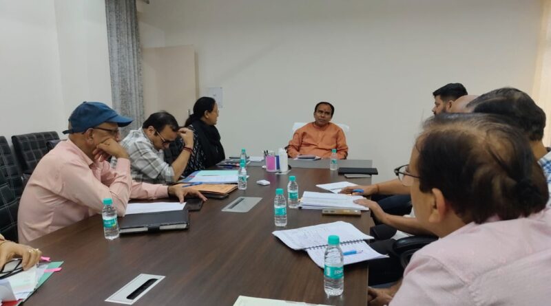 पीएम-श्री स्कूलों की स्थापना को बनेगी ब्लॉक स्तरीय समितिः डॉ. धन सिंह रावत