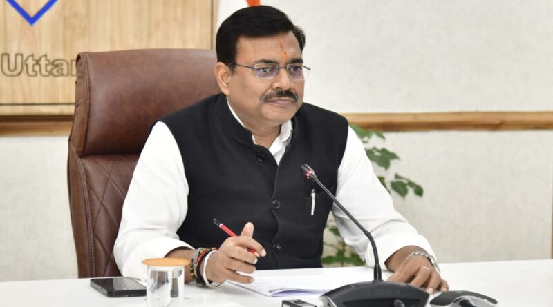 मुख्य सचिव  आनन्द बर्द्धन ने सोमवार को सचिवालय में वित्तीय वर्ष 2024-25 के बजट भाषण में उल्लिखित संतृप्तिकरण बिंदुओं की समीक्षा की