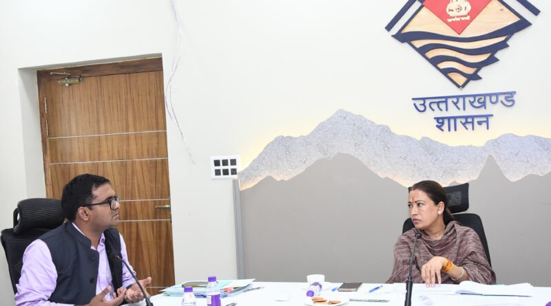 किसानों को 72 घंटे के अंदर मिले फसल का पैसा : रेखा आर्या