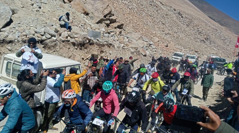 एसडीआरएफ उत्तराखण्ड द्वारा विश्व पर्यटन दिवस पर आयोजित कार्यक्रम में सफल सहयोग