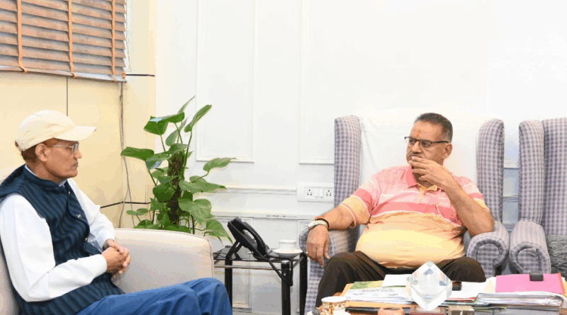 कृषि मंत्री ने ली समीक्षा बैठक, आपदा प्रभावित किसानों को राहत देने के निर्देश