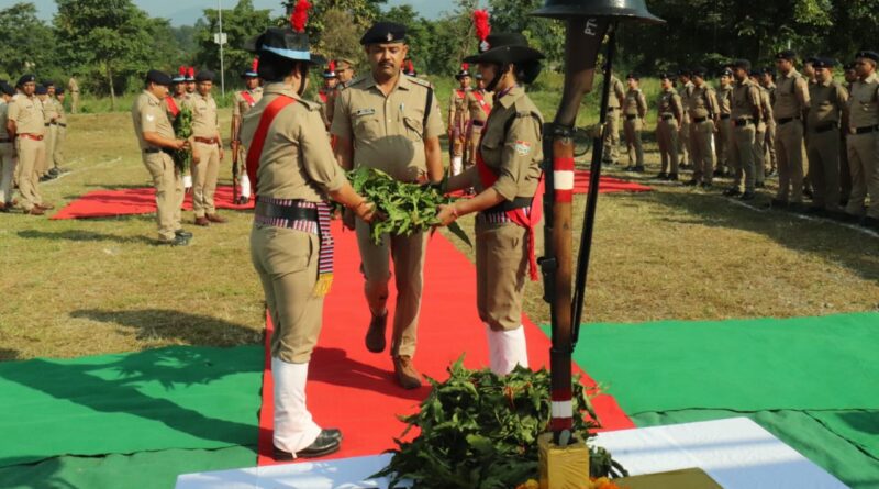 पुलिस स्मृति दिवस के अवसर पर SDRF वाहिनी जॉलीग्रांट द्वारा अमर शहीदों को दी गई श्रद्धांजलि