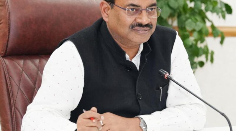 मुख्यमंत्री ने दिए सेब उत्पादक किसानों की सब्सिडी तत्काल वितरित किए जाने हेतु कार्यवाही करने के निर्देश 