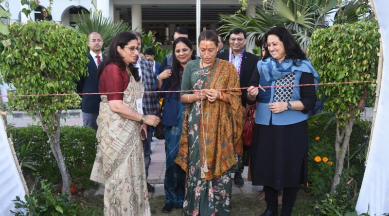 जनजातीय युवाओं के हुनर को मंच देना सराहनीय: रेखा आर्या