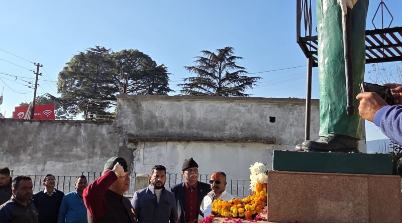 सैनिक कल्याण मंत्री गणेश जोशी ने अल्मोड़ा के दन्या में पूर्व थल सेना प्रमुख जनरल स्व. विपिन चंद्र जोशी को दी श्रद्धांजलि