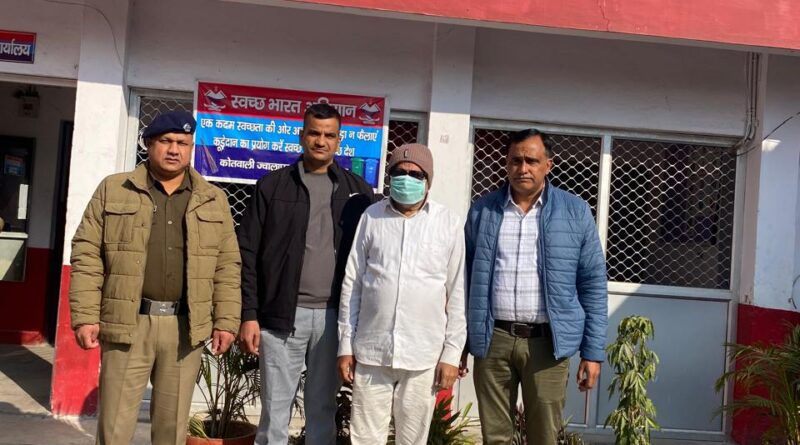 ज्वालापुर थाने का 50000/ रुपये (पचास हजार रुपये) का ईनामी अपराधी सीबीसीआईडी एवं ज्वालापुर पुलिस की संयुक्त टीम द्वारा महाराष्ट्र से किया गिरफ्तार