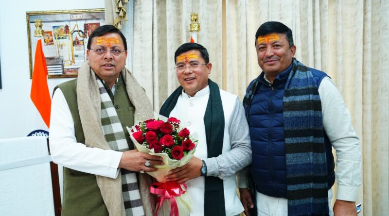 मुख्यमंत्री  पुष्कर सिंह धामी ने “जन-जन की सरकार, जन-जन के द्वार” कार्यक्रम की तैयारियों की समीक्षा की