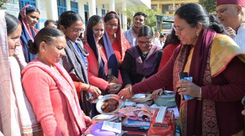 जन-जन की सरकार, जन-जन के द्वार: मुख्यमंत्री पुष्कर सिंह धामी के नेतृत्व में कैम्प आधारित सुशासन को मिली नई गति