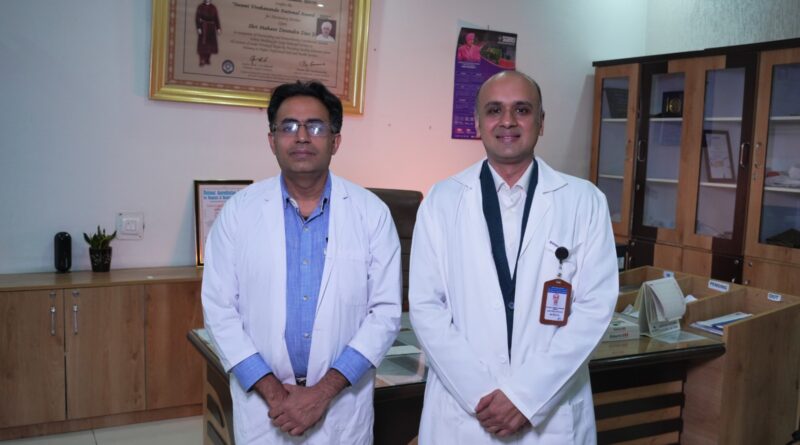 महंत इन्दिरेश अस्पताल में स्तन कैंसर पीड़ित महिला का पूरा स्तन हटाकर नया स्तन बनाया