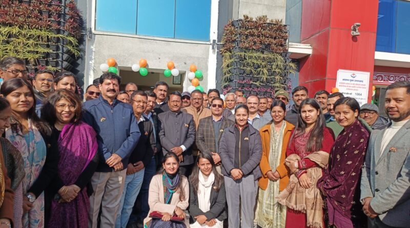 गणतंत्र दिवस पर एमडीडीए कार्यालय में हुआ ध्वजारोहण, उत्कृष्ट कार्य करने वाले 6 कर्मचारी सम्मानित