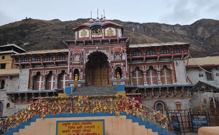 नववर्ष 2026: बीकेटीसी अध्यक्ष हेमंत द्विवेदी ने श्रद्धालुओं को बदरी-केदार शीतकालीन यात्रा का दिया आमंत्रण