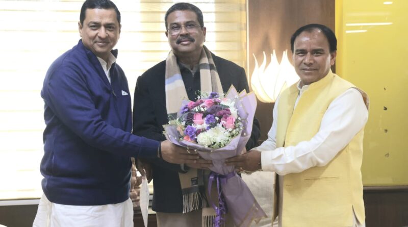 गैरसैंण में जल्द खुलेगा केन्द्रीय विद्यालय, डॉ. धन सिंह रावत ने दी जानकारी