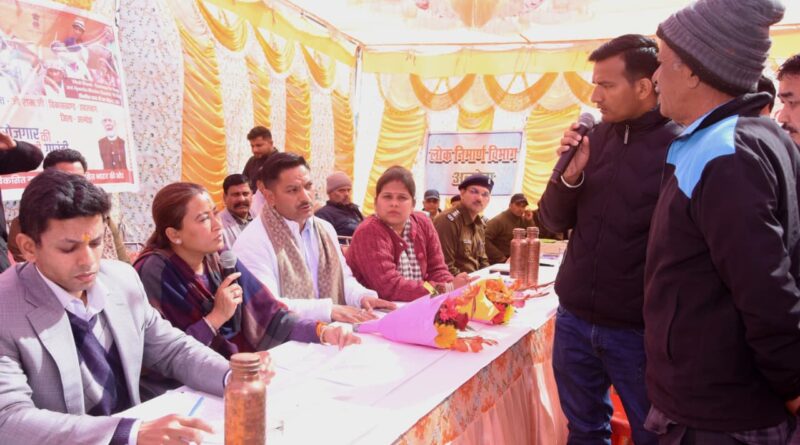 जन समस्याओं की अवहेलना हुई तो अफसर नपेंगे : रेखा आर्या