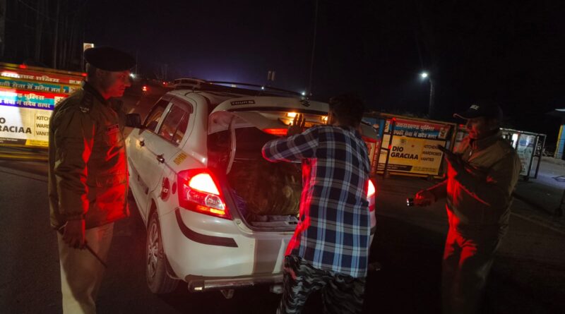 पुलिस की विजिबिलिटी बढाते हुए आपराधिक घटनाओ पर प्रभावी अंकुश लगाने के लिये जनपद में 20 चैकिंग प्वांइट किये निर्धारित