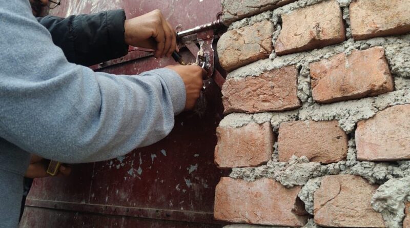 अवैध निर्माण पर एमडीडीए की सख्त कार्रवाई, ऋषिकेश में बहुमंजिला भवन सील