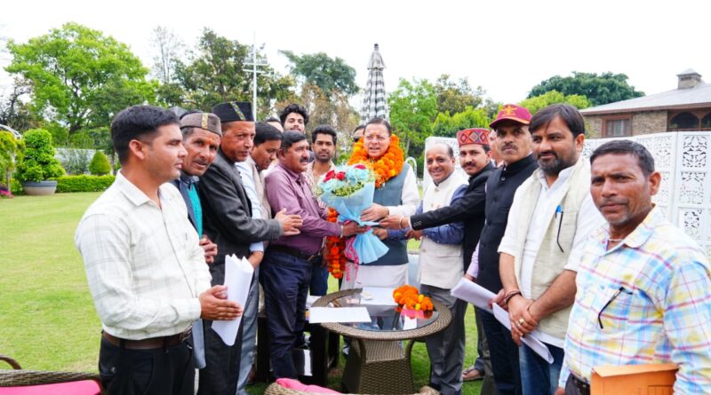 दिवारीखौल जोखणी मोटर मार्ग की वित्तीय स्वीकृति के लिये क्षेत्रीय जनप्रतिनिधियों ने मुख्यमंत्री का जताया आभार