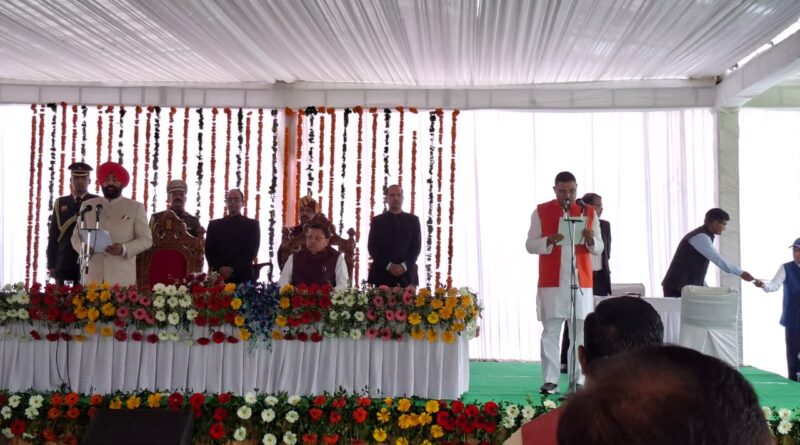 Bharat News:- धामी मंत्रिमंडल का विस्तार, पांच नए मंत्रियों ने ली शपथ।