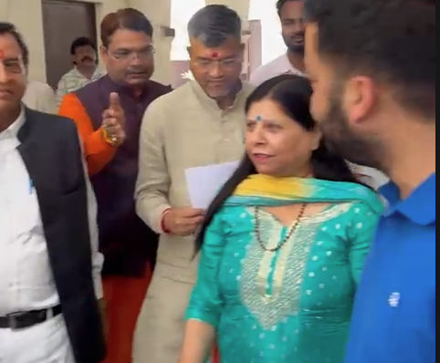 अधिकारियों के लिए मेयर थपलियाल की सख्ती पर पार्षदों ने जताया आभार