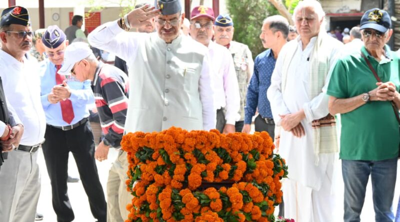 सैनिक कल्याण मंत्री गणेश जोशी ने सेवानिवृत्त ब्रिगेडियर मुकेश जोशी को दी श्रद्धांजलि शोक संवेदनाएं की व्यक्त