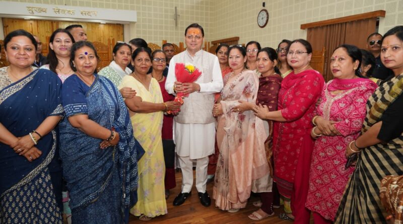 मुख्यमंत्री आवास में ‘जनसुनवाई’: सीएम धामी ने सुनी प्रदेशभर से आए लोगों की फरियाद, अधिकारियों को दिए कड़े निर्देश