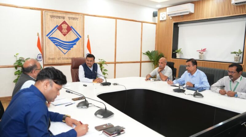 उत्तराखंड में ‘अर्ली वार्निंग सिस्टम’ का महाजाल: ग्लेशियर झीलों की 24 घंटे होगी मॉनिटरिंग, सीएस ने दिए सख्त निर्देश